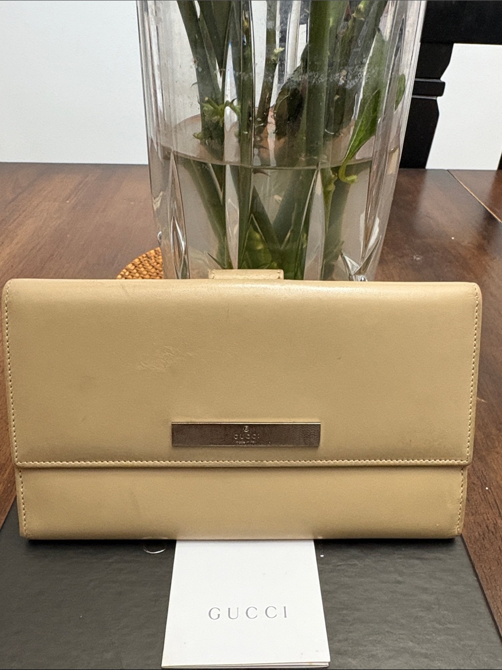 Gucci Vtg Leather Flap Continental Wallet in a box. In GUC. Authentic